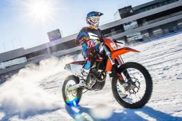 Winter am Ring Enduro Snow Attack © Lucas Pripfl Red Bull Content Pool