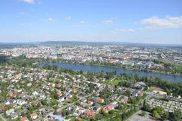 Donauturm - Ausblick nach Osten